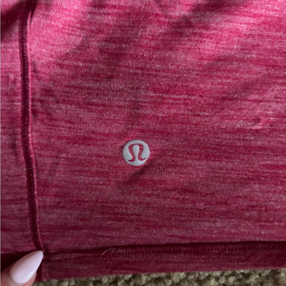 Women's Open Back Lululemon Tank - Picture 3 of 3